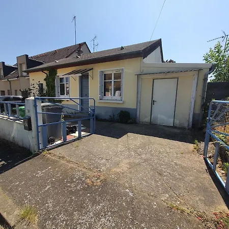 Maison Proche Circuit 24h Du Mans Ferienhaus *